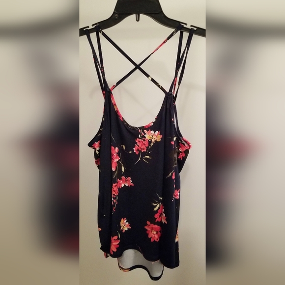 NWT Papermoon Stitchfix Women's Navy Floral Top Sz Lg - Picture 3 of 8